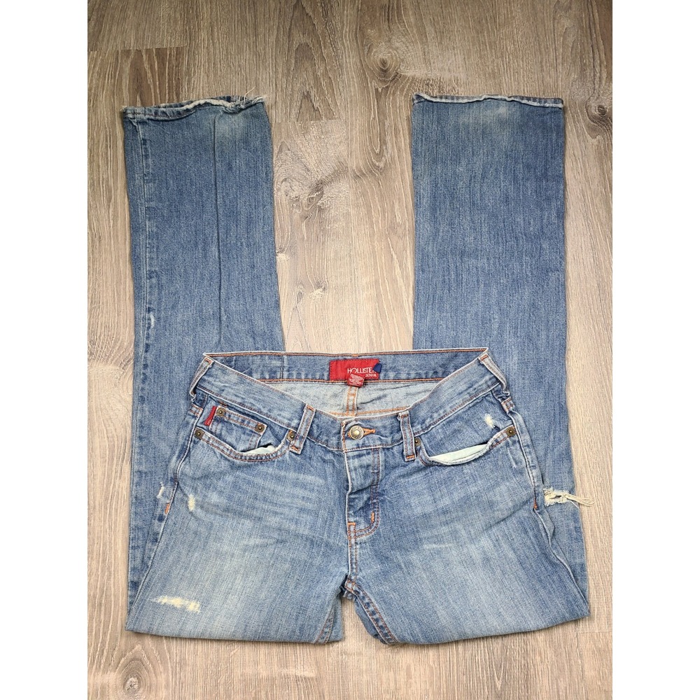 Y2K Hollister 3 Short Low Rise Bootcut Jeans Med Wash Distressed It Girl McBling